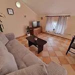 شقة In 5508