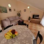 شقة In 5508 *
