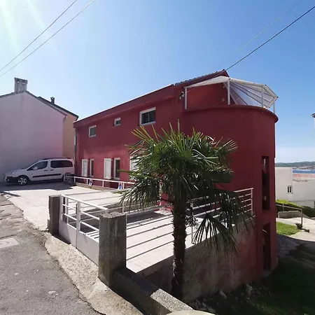 Διαμέρισμα In 5508 *